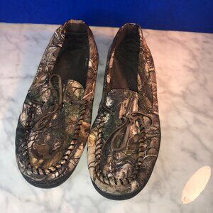 Mens Shoes Cammo Slippers Sz 11/12 Large